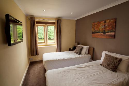 Best Western Walworth Castle Hotel - image 13