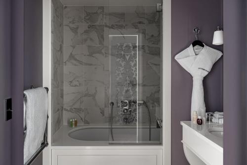 La Chambre du Marais - image 9