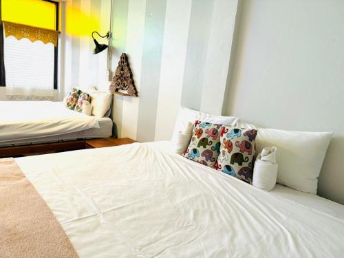 Retro At Phra Sing Guest House