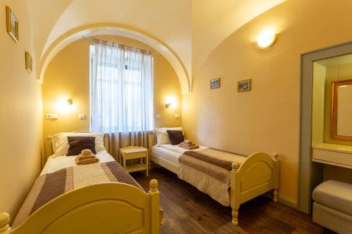 Twin Room with City View