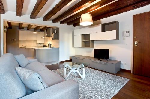 Good Wine Apartments - image 14