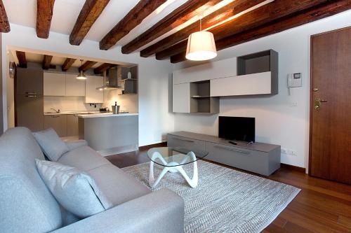 Good Wine Apartments