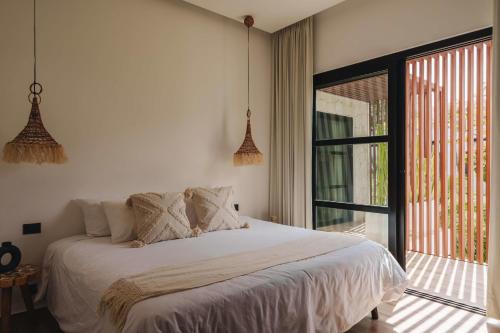 Fantastic Villa 4BR Concierge Service & Security - Tap to explore photos
