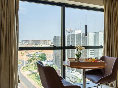 ทัศนียภาพ, Athos Bulcao Hplus Executive in โมนูเมนตัล อาซิส