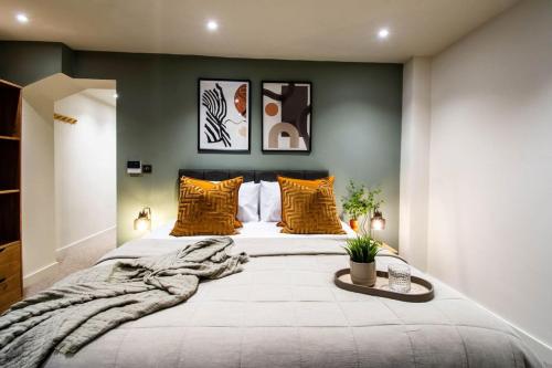 . Thetford Hive Aparthotel Suite 12