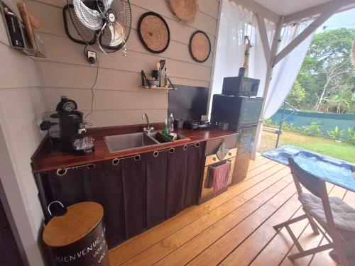 מטבח, Love Room Les sens'même (Love Room Les sens'meme) in Paita