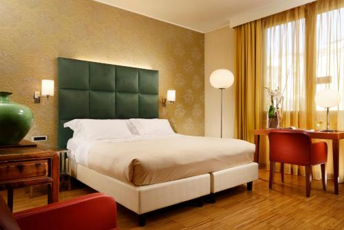 Enterprise Hotel Design & Boutique - image 10