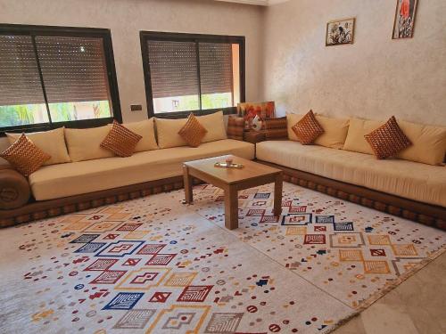 Appartement à marrakech - Tap to explore photos