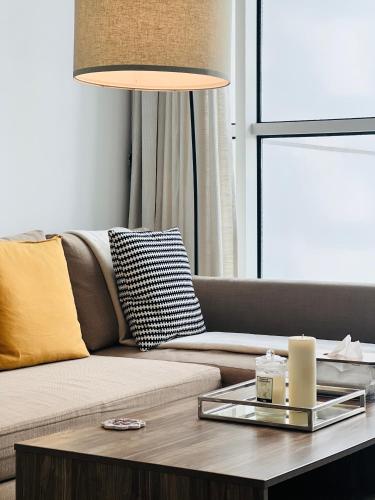 Modern 1BR Unit with Canal View Near Burj Khalifa, Дубай (фото 5)