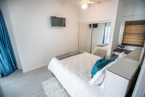 Apartment image 8