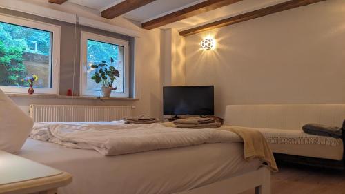 1 queen bed