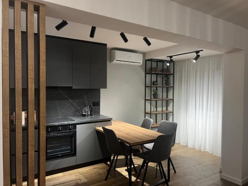 One-Bedroom Apartment image 7