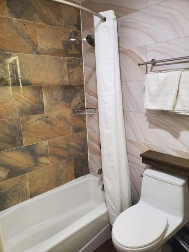 The Essence Hotel at JFK in Jamaica, USA