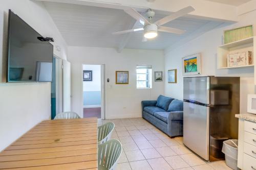 Walk to Pool and Beach Cozy Florida Keys Cottage! in Layton, USA