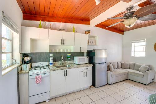 Oceanfront Cottage with Beach Access in Layton! in Layton, USA