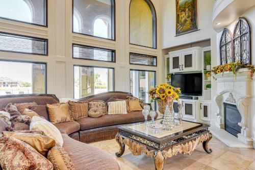 Luxury Home with Patio and Lake View in Richmond! in Richmond, USA