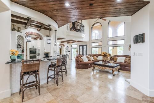 Luxury Home with Patio and Lake View in Richmond! in Richmond, USA