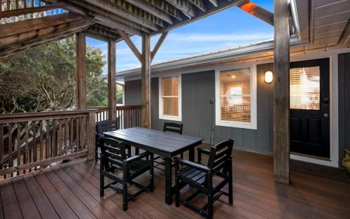 Summer Breeze by Oversee 30A