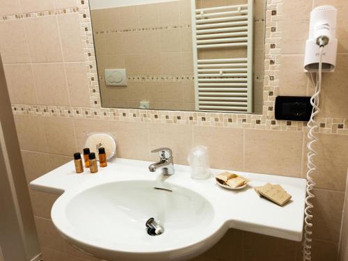 Locanda Del Parco Hotel - image 5