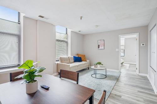 Cornerstone 403 I Cozy And Spacious 1 Bedroom Apt in Louisville, USA