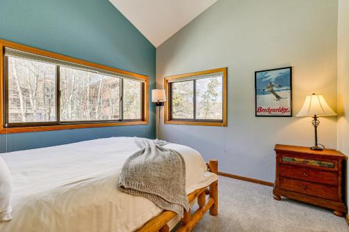 Classic Cabin with Hot Tub and Loft 10 Mi to Keystone - image 3