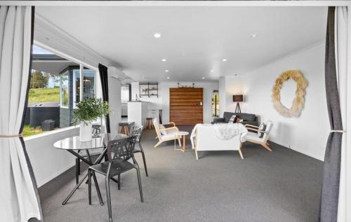 Kaiwaka Home in rural location - 15min from beach! in Kaiwaka