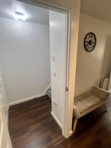 New Manchester City Getaway House with 2 FREE Parking, Manchester (photo 6)