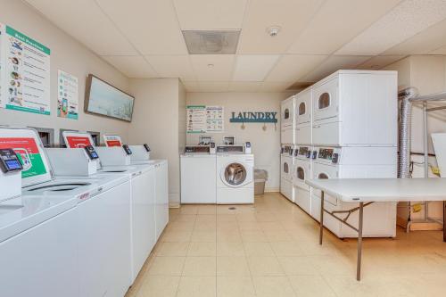 Charming Retreat on Lake Las Vegas with Pool Access! in Las Vegas-tó