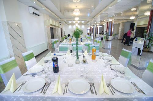 Hotel Seneca - image 6