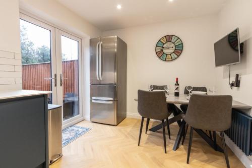 Cocina, Charming Home in Bromsgrove - Perfect for Groups in Bromsgrove