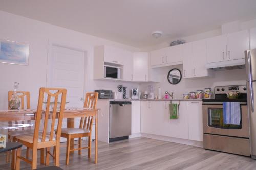 Auberge St-Tite-des-Caps in Ste Brigitte De Laval (QC)