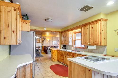 Scenic Cabin with Private Beach in Crosslake! in Cross Lake, USA