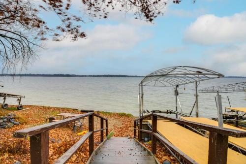 Scenic Cabin w/ Private Beach in Crosslake! in Crosslake (MN)