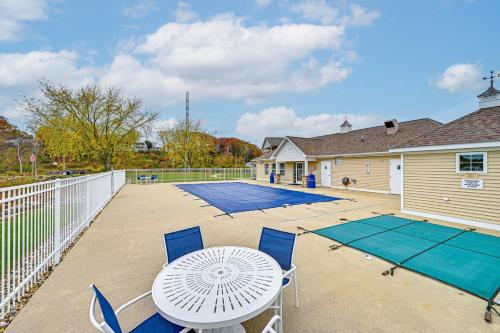 St Joseph River, Lake Michigan Access Luxury Home