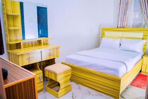 Three-Bedroom Apartment image 3