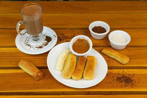 บริการและสิ่งอำนวยความสะดวก, NAPOLES - Luxury Home in กายัมเบ