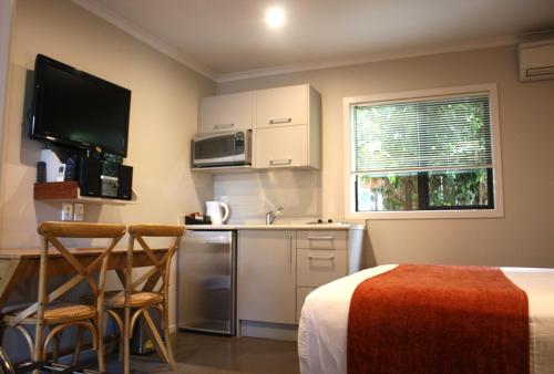 Basic Double Room