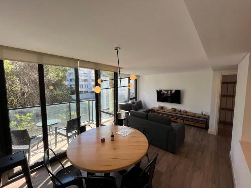 One-Bedroom Apartment image 10