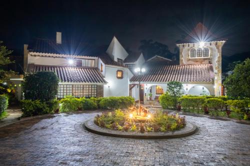 Exterior view, Hotel Chalet El Castillo by Majuva in Armenia