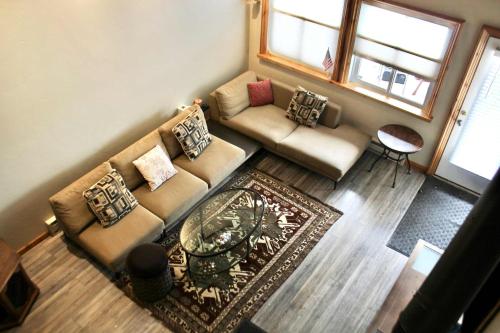 Modern Cabin-Style Loft in Vail On Shuttle Route in Vail, USA