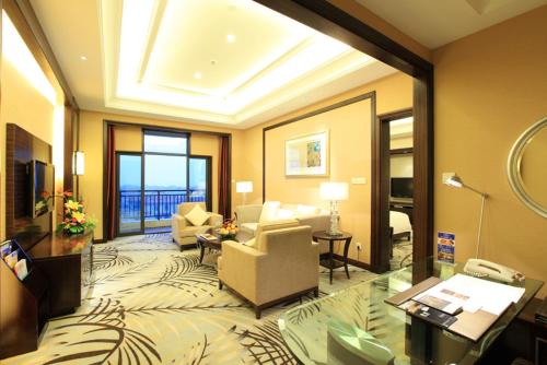 Howard Johnson Tongfang Plaza Zhuji photo 4