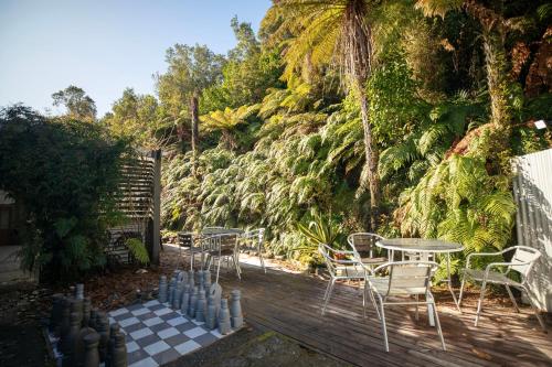 A szálláshely kívülről, Ivory Towers Backpackers Lodge in Fox Glacier