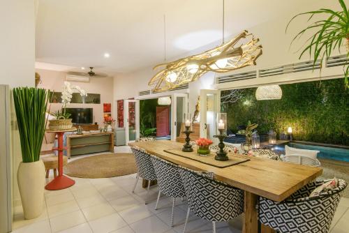 Two-Bedroom Villa image 4