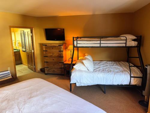 Ski-In Ski-Out Condo at Zephyr Mountain Lodge 1518 in Winter Park, USA