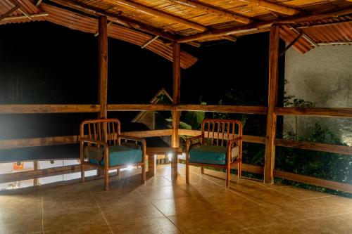 Вид, Las Golondrinas Ayampe in Пуерто Лопез