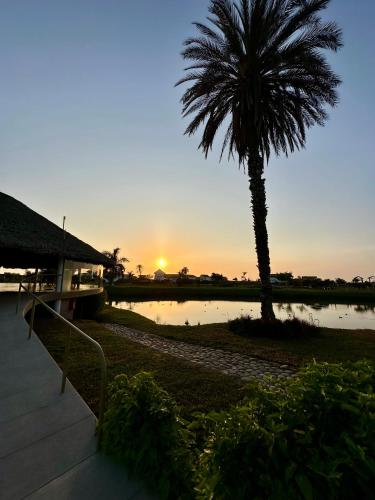 Skats, Cozy Home with Huge Lawn and Pool - WiFi in Chincha Alta