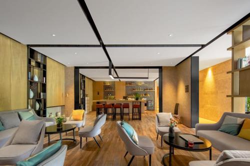 Restaurant, Echarm Hotel Kunming Changshui International Airport in Kunming