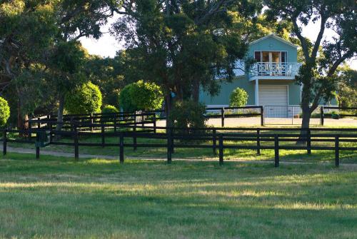 Howards Hill Retreat in Boneo