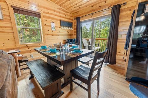Fox's Den cabin - image 6