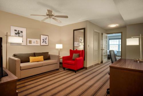 Country Inn & Suites by Radisson Albertville MN - image 9